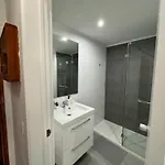 Big Studio Na Rua Da Oura, Apartment *