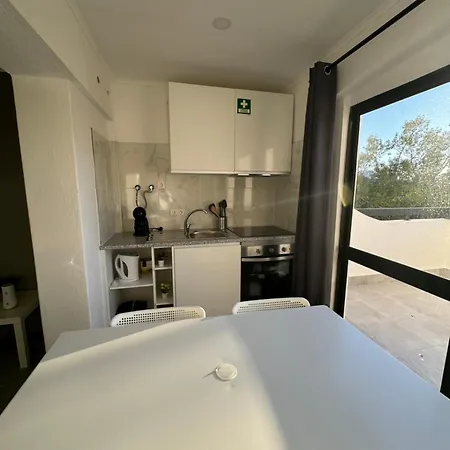 Big Studio Na Rua Da Oura, Apartment Albufeira