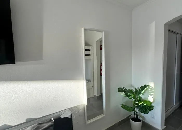 Big Studio Na Rua Da Oura,